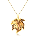 Zawieszka srebrna pozłacana liść klonu z bursztynem huge Maple Leaf