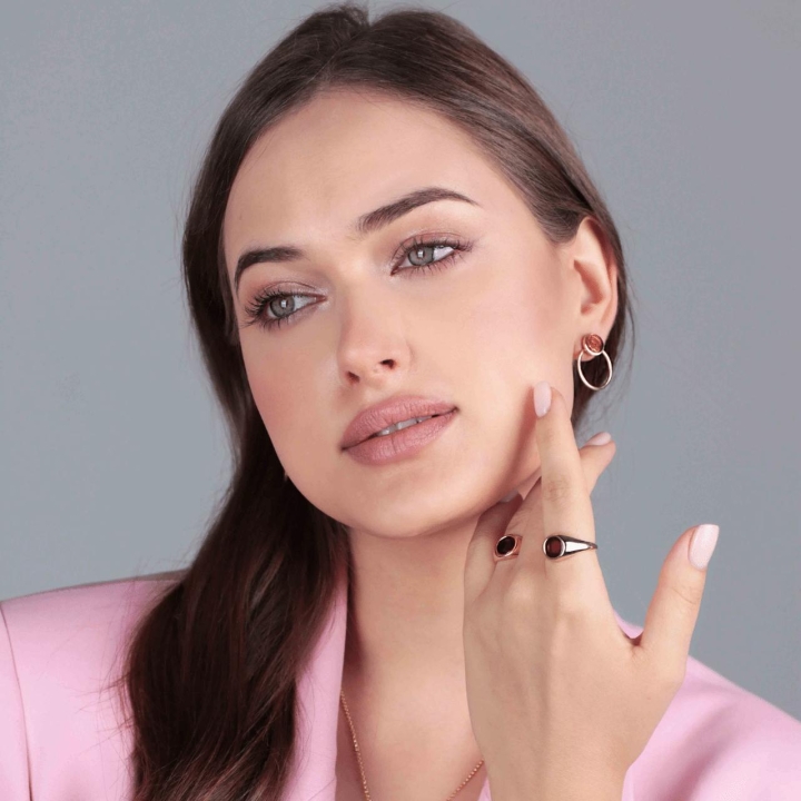 08cb6f7bf79a9ad365c4b52423df00e9